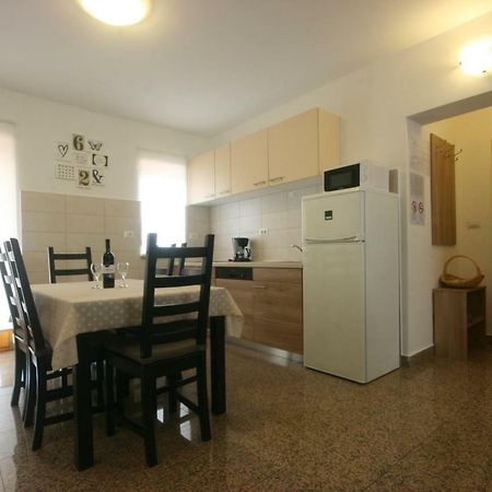 Apartment Luisa Porec Ngoại thất bức ảnh