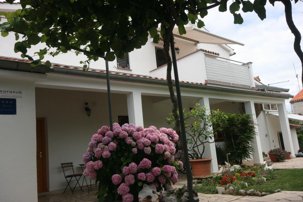 Apartment Luisa Porec Ngoại thất bức ảnh